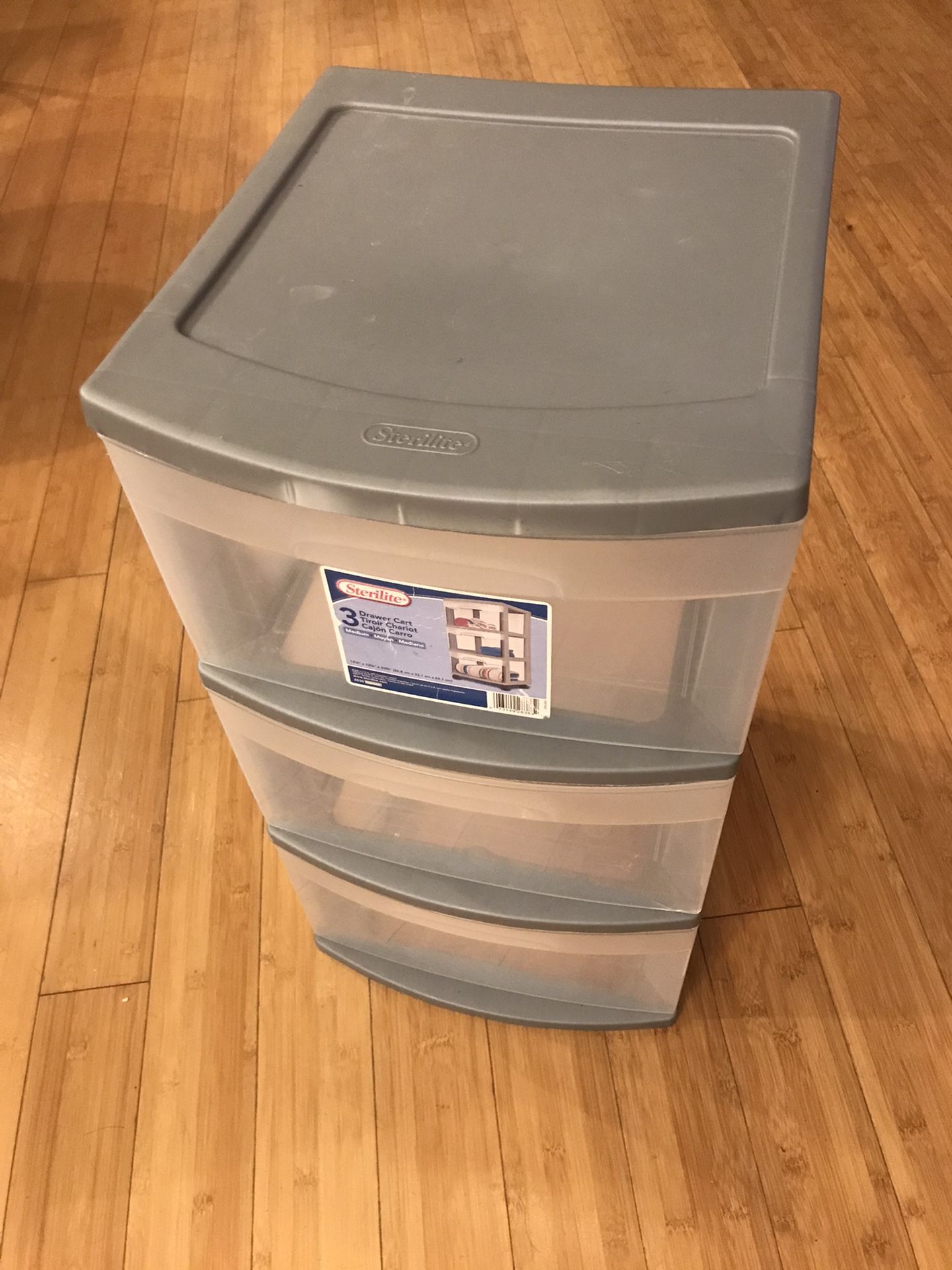 Plastic dressers for Sale in Kent, WA OfferUp