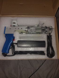 Tuft machine