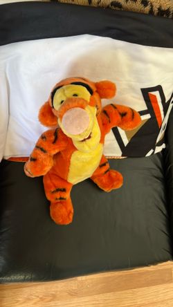 Disney Tigger store, exclusive original authentic