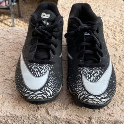 Football tennis Shoes For Kids