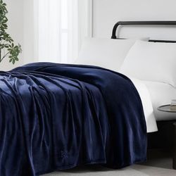 Brand New With Tags Ralph Lauren King Sized Micro Mink Blanket SRP $90