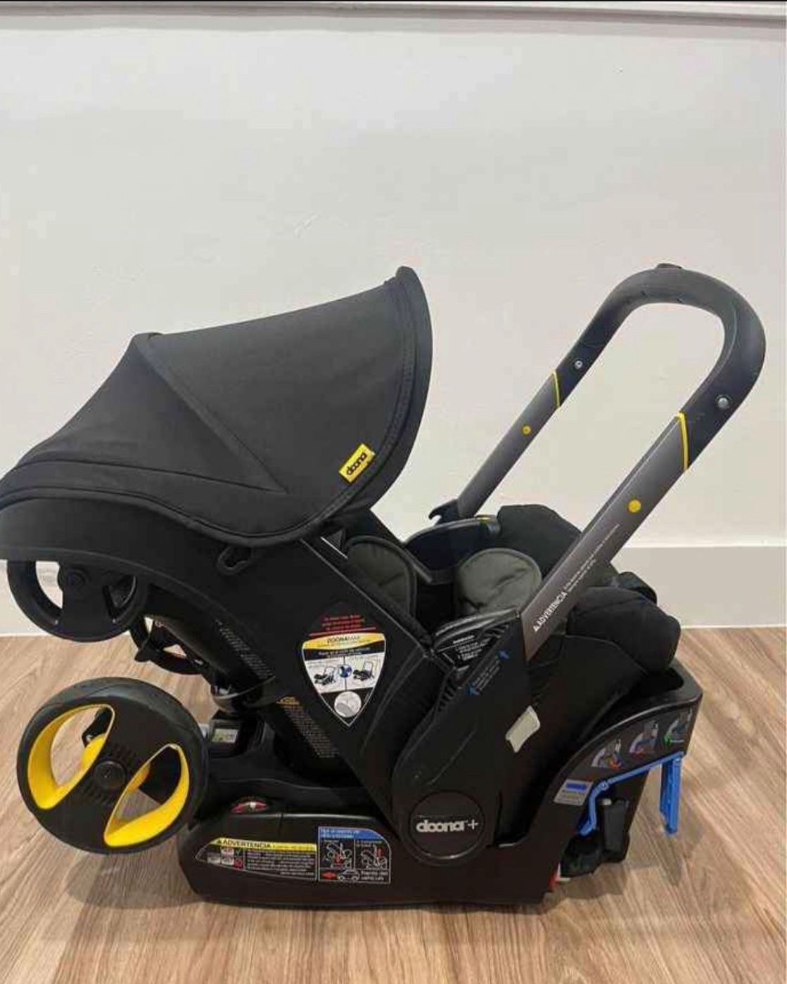 Doona Carseat + Stroller