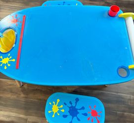 Kids Art Table and Stool Set