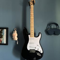 Electric Guitar Strato Squier 