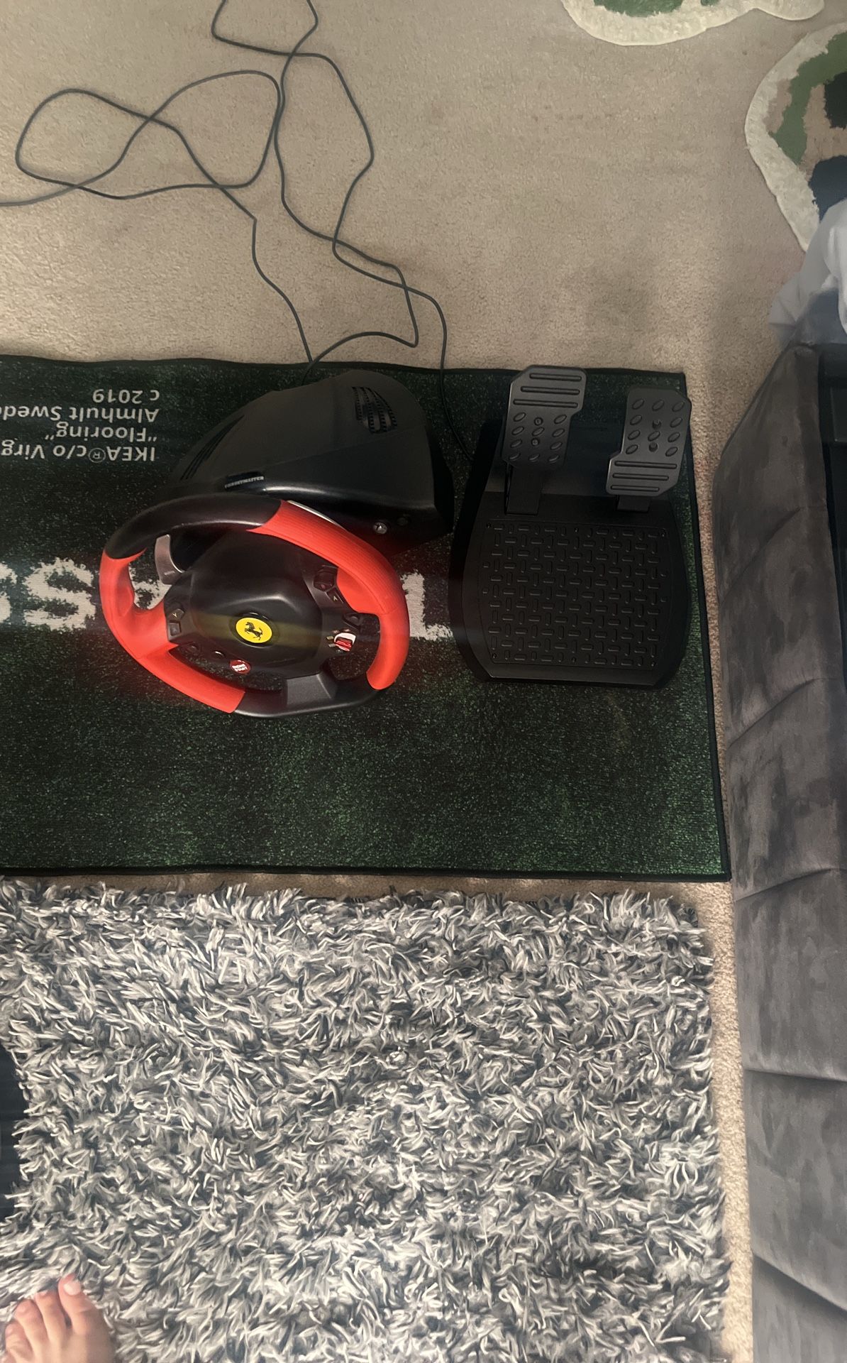Xbox Thrust-master Ferrari 458 Steering Wheel And Pedals