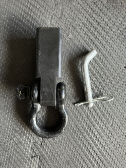 Shackle Hitch Receiver 