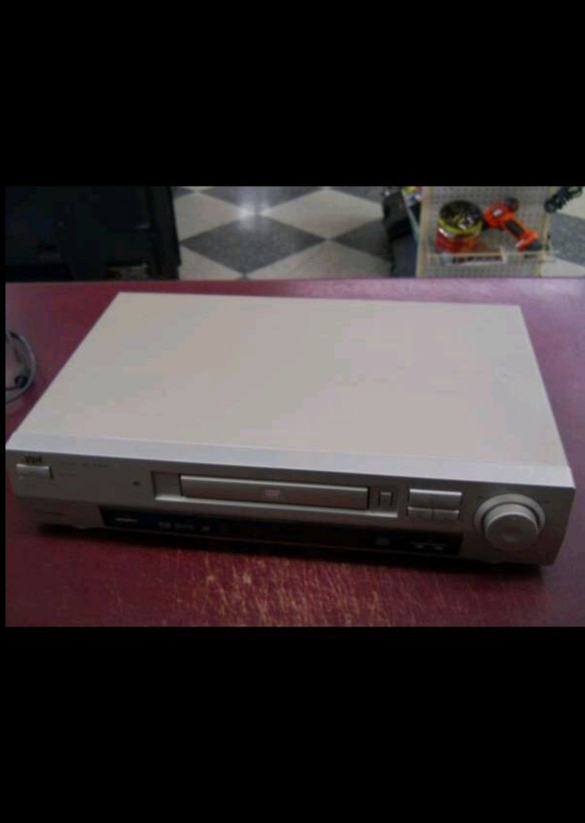 JVC DVD / CD PLAYER - NOT WORKING / PARTS OR REPAIR