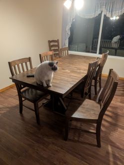 dining table, 6+2 chairs