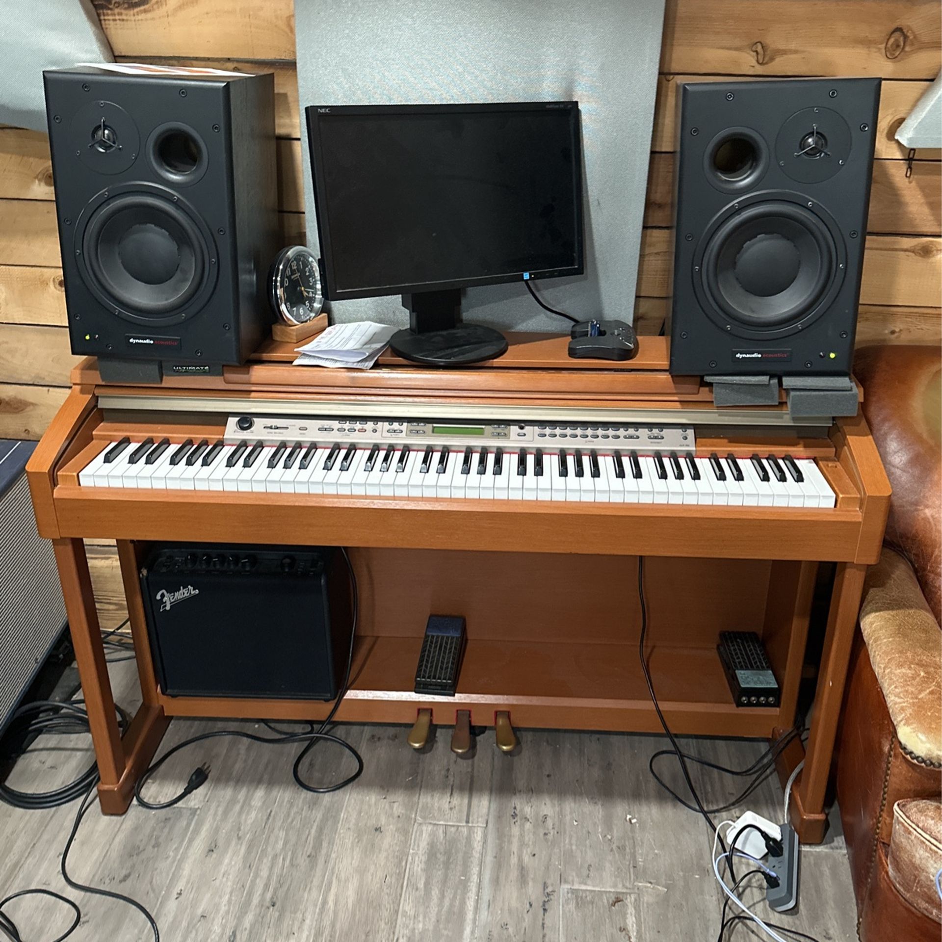 Yamaha Clavinova Clp-150 Electric Digital Piano