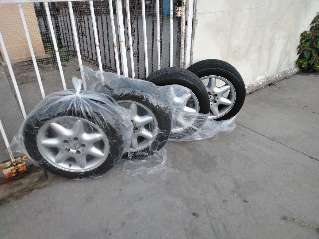 Mercedes Rims 16 and Tires OEM
