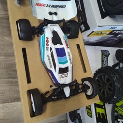 Losi Mini B 2.0 Brushless Electric RC Buggy