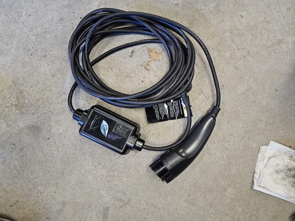 Chrysler Mopar EV Charger J1772