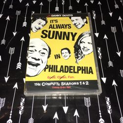 SEALED It's Always Sunny in Philadelphia: Season 01 & 02 (DVD, 2005)