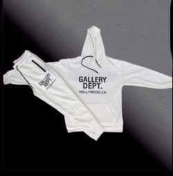 Gallery Dept. Hollywood Ca. White Color Set Sir L