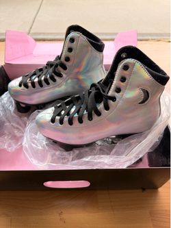 Moonlight Roller Skates - Iridescent US 6 EU 37