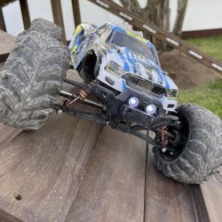 Brand new N Sealed  Extremely Big LAEGENDARY 1:10 Scale 4x4 Off-Road RC Truck - Hobby Grade Brushed Motor Truck