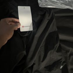 LULULEMON SHORTS