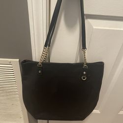 Michael Kors show the bag