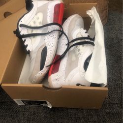 Jordan Max 200 (gs)