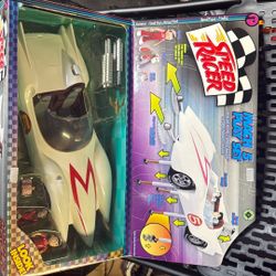 Speeder Mach 5 Play Set. 