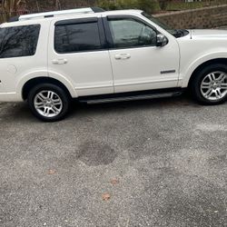 2007 Ford Explorer