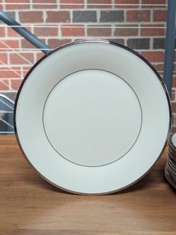 Set of 10 Lenox Solitaire Bone China Platinum Trimmed 10 3/4" Plates MCM Vintage