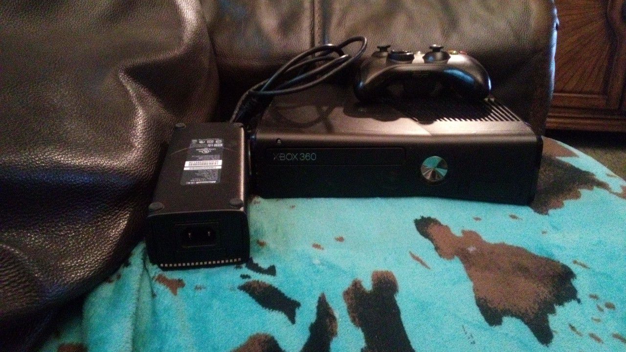 Used Xbox With Cords And Controller 