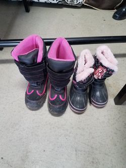 Snow boots