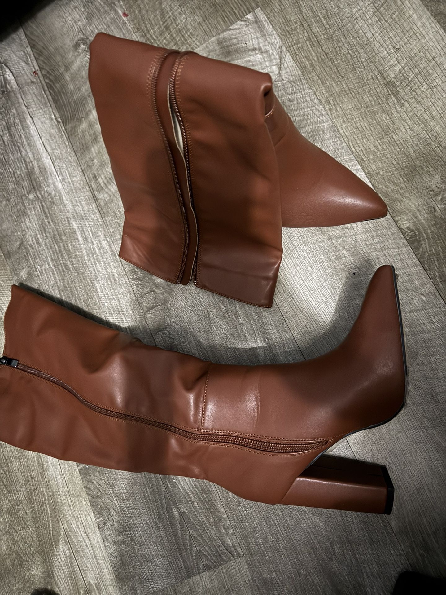 Boots Size 7