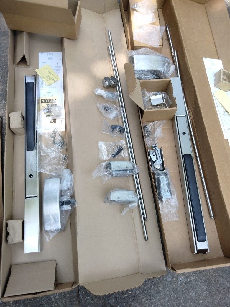 Sargent 8700 Series Vertical Rod Exit Device