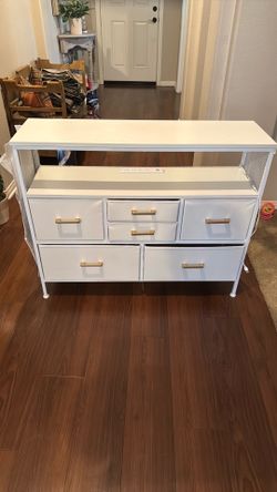 White small 6 drawer dresser with lighting