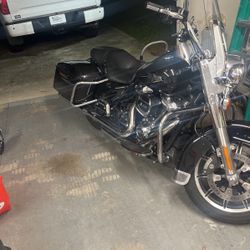 2018 Harley Davidson Road King 