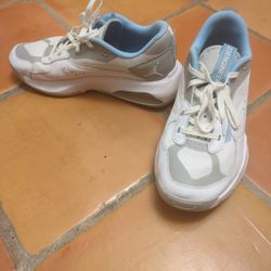 NIKE Jordan Air 200E Shoes