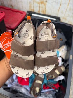 Sandals 9c