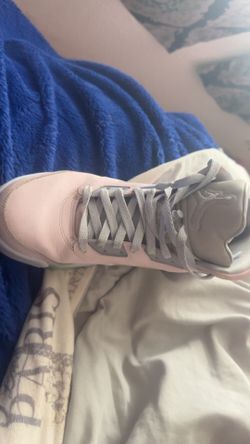 light Pink 5’s Size 9