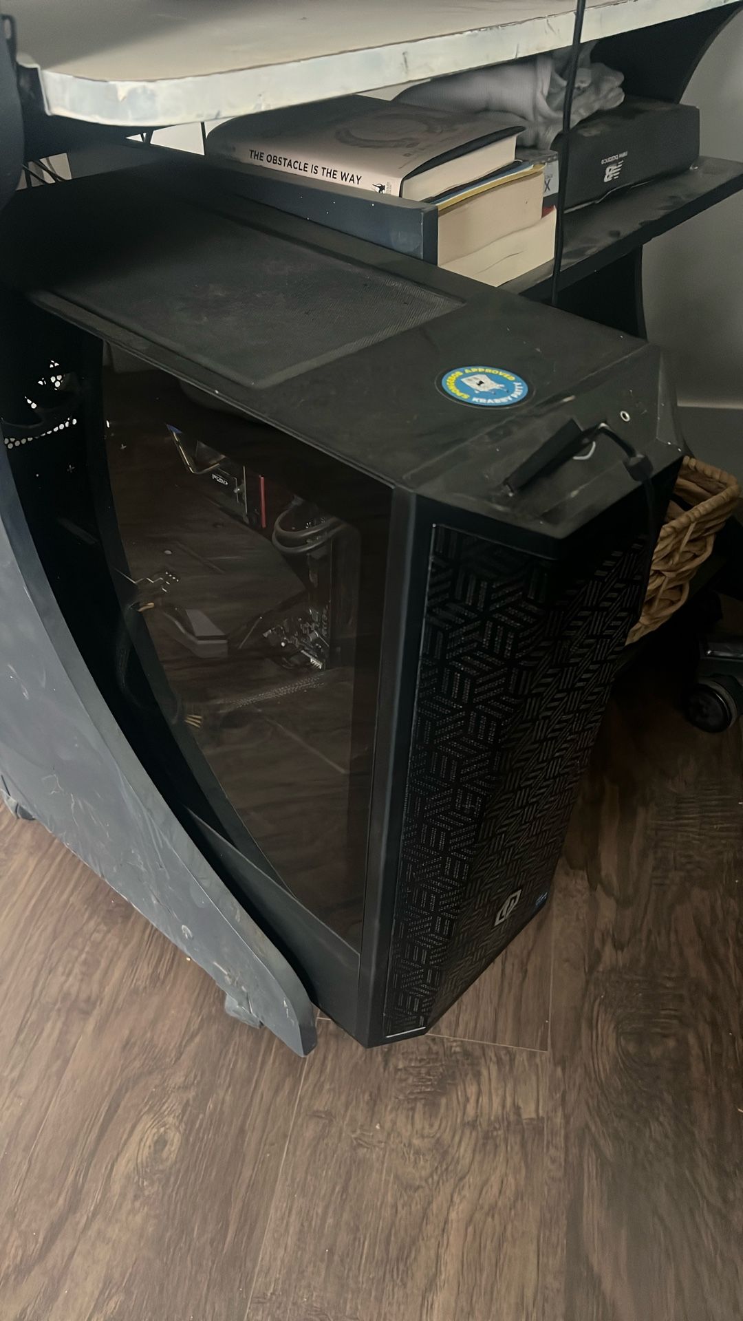Pc W/ Keyboard And Mouse (Speakers Included)
