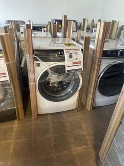 Electrolux ELFW7437AW Front-Load Washer