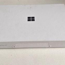 Microsoft surface pro copilot + Pc 12” touch screen snapdragon x plus 16gb 256gb latest model 11th edition 