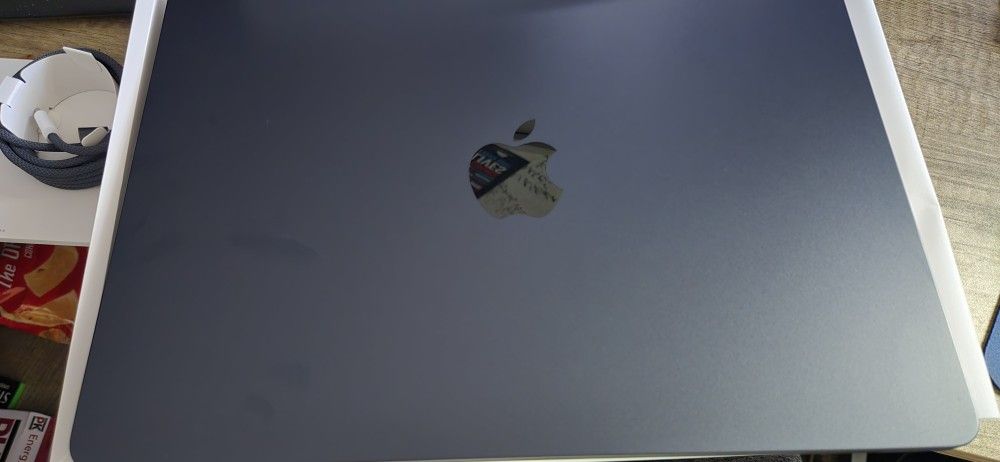 Apple MacBook Air M2 8 CORE