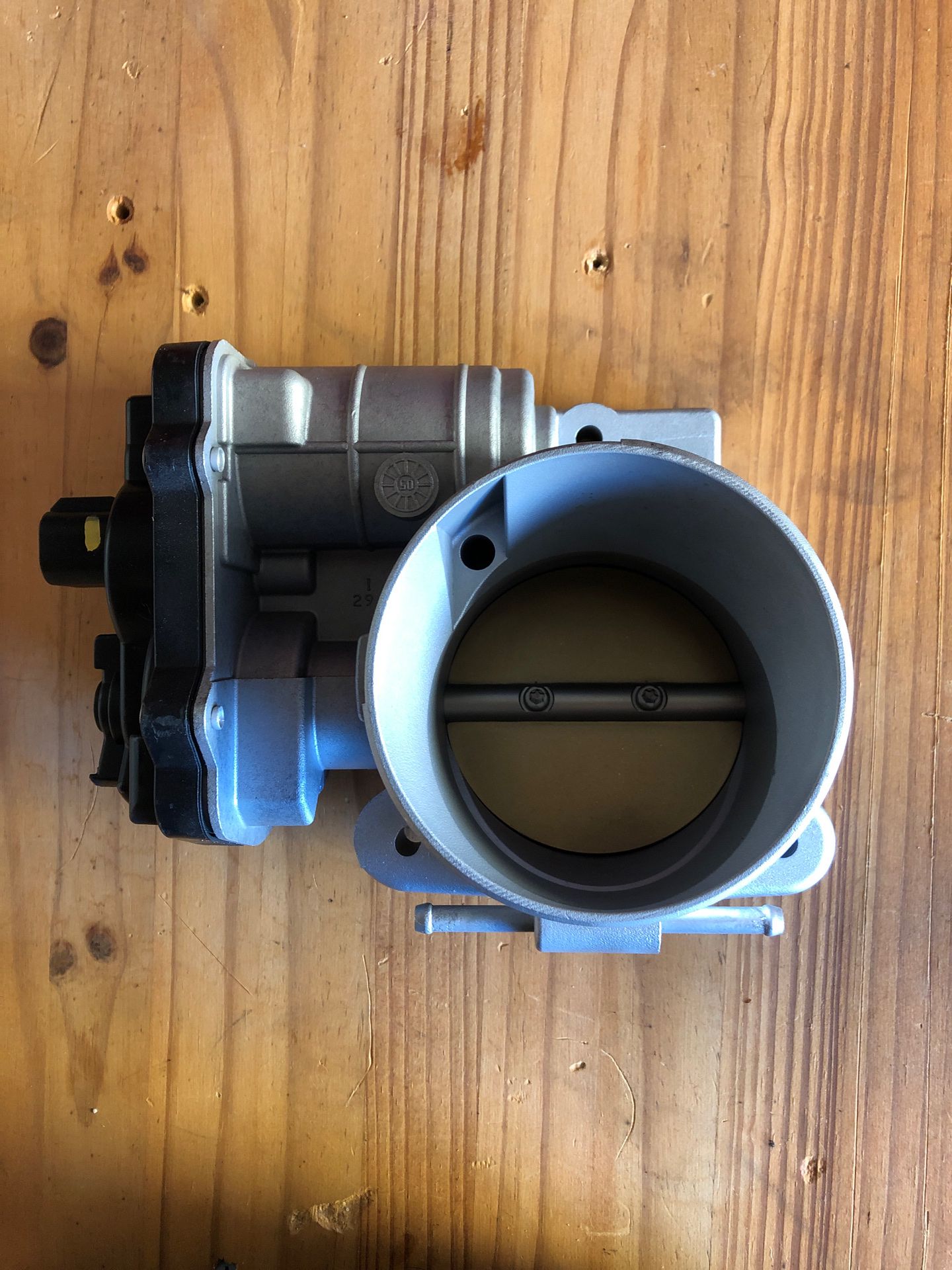 5Throttle Body Value for 2004 Chevy 1500 2500 Avalanche Tahoe 5.3L