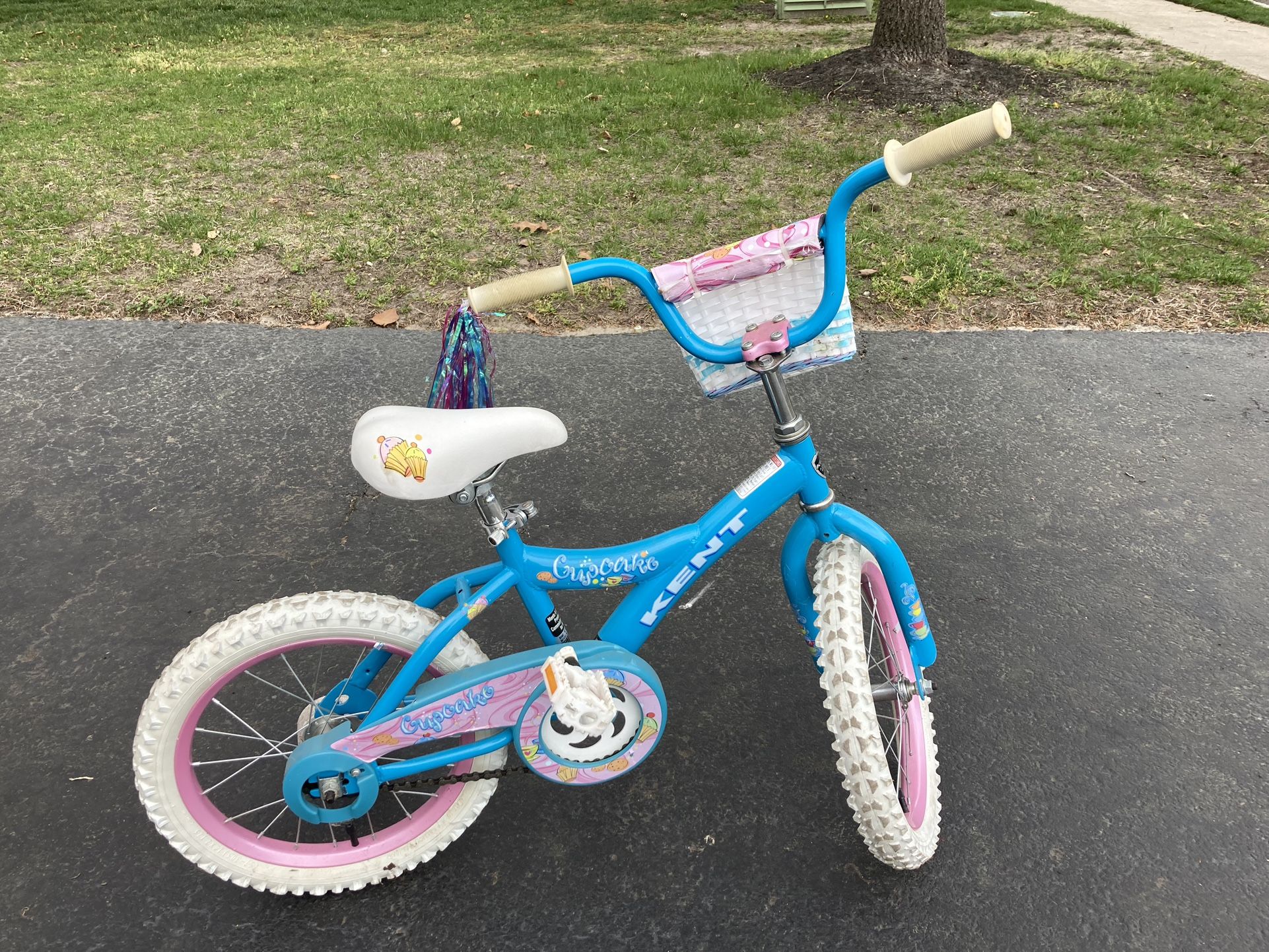 16 Girls Cupcake Bike By KENT 25 for Sale in Holmdel NJ OfferUp