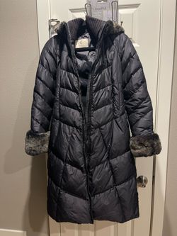 Cerruti 1881 Women’s Long Black Down Puffer Coat