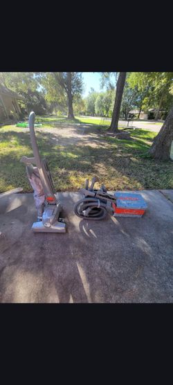 Kirby Vacuum Cleaner And Shampooer