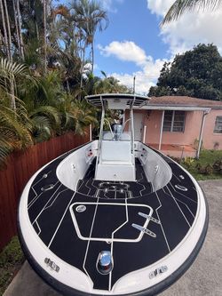 Vendo mi bote.
