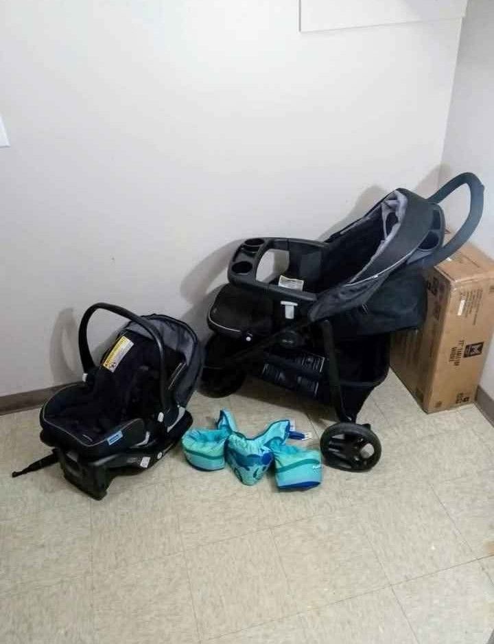 Graco Stroller & Car Seat 