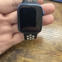 Apple Watch Series 7 45 MM