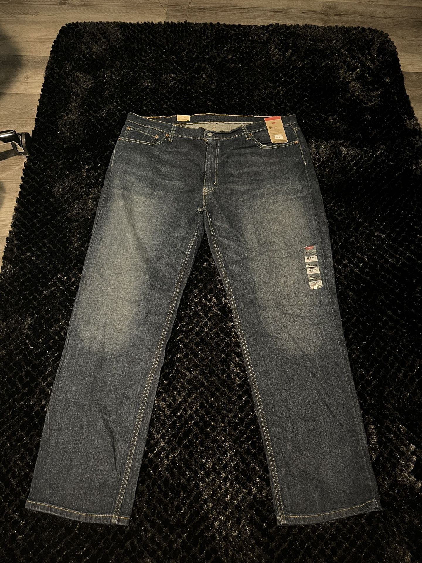Men’s Levi jeans 541 Athletic taper 42X32 with tags, dark Blue Color