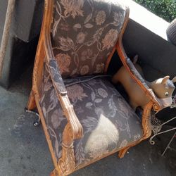 Free Chair With Foot Rest. 