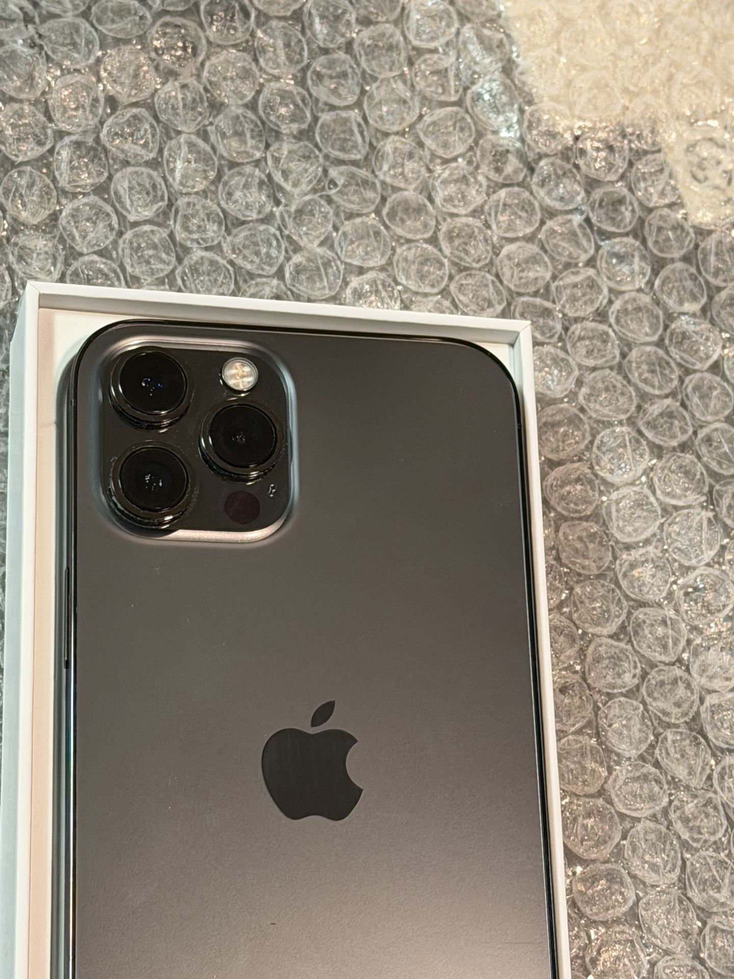 iPhone 12 PRO MAX 256GB UNLOCKED