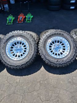 I sell used tires with rims tire size 285/70R17